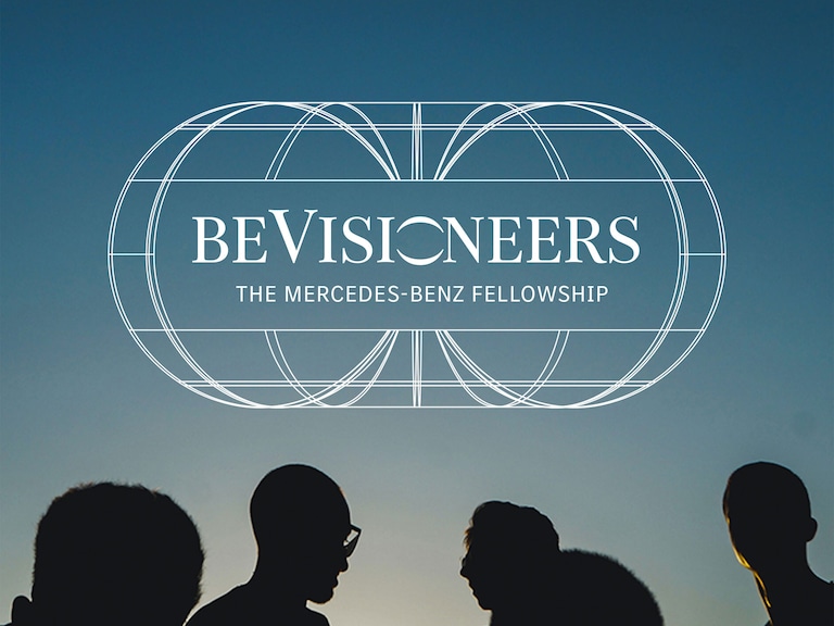 Mercedes-Benz | Land Sea Air | beVisioneers Group of people photographed from below at sunset