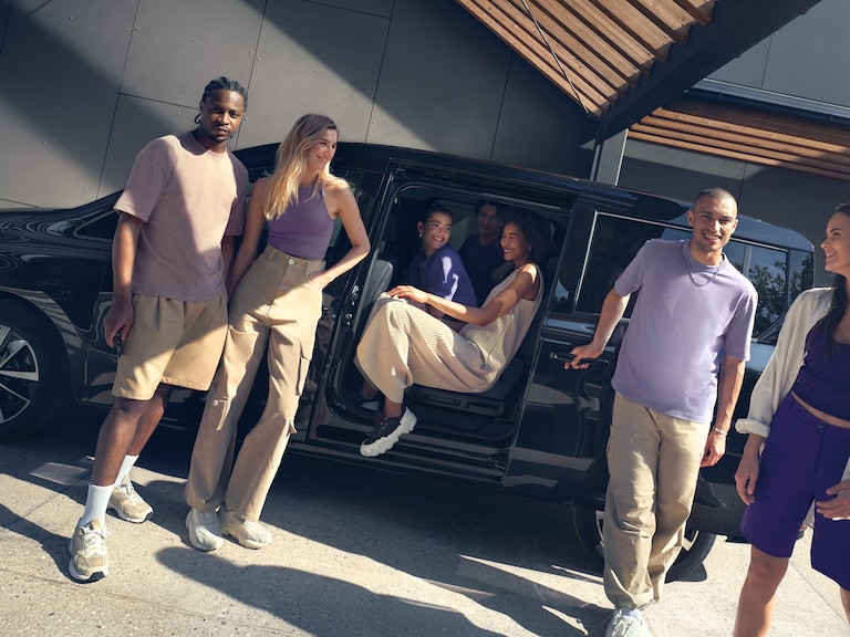 Découvrez également nos modèles Mercedes-Benz 7 et 8 places. Découvrez également nos modèles Mercedes-Benz 7 et 8 places.